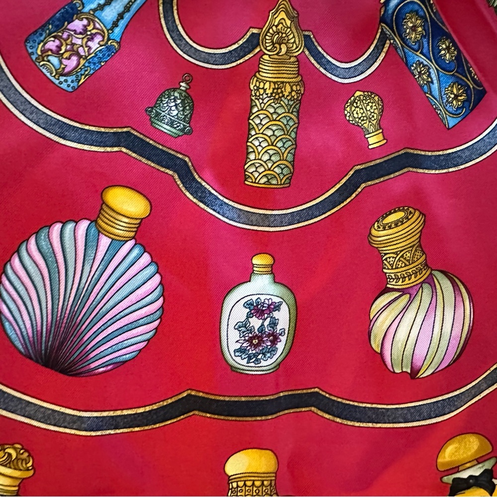 Hermès | Vintage Le Flacon Silk Scarf - Picture 7 of 13
